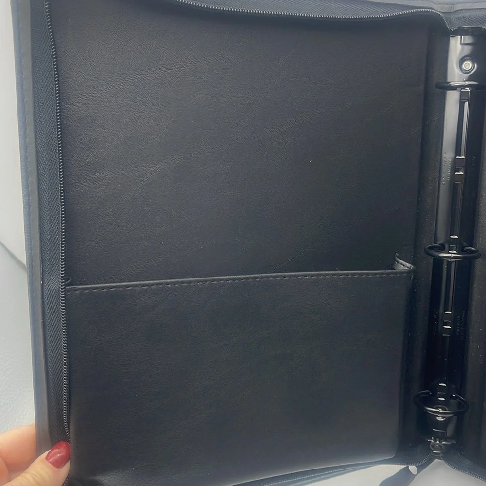 Franklin Covey Zip Binder Planner Portfolio Business School Office Black